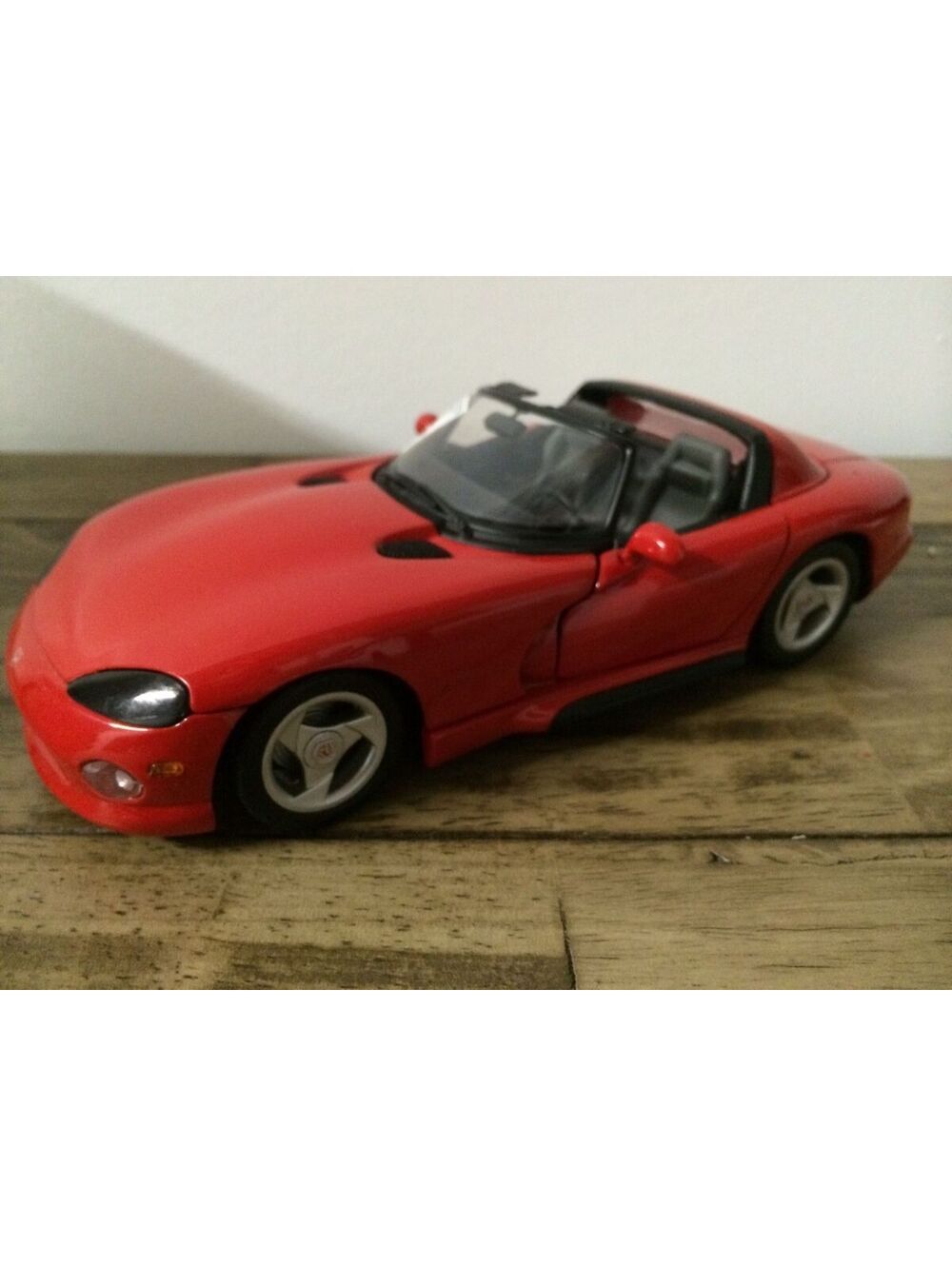 Revell Creative Masters Dodge Viper RT10 RED 1:20 scale
